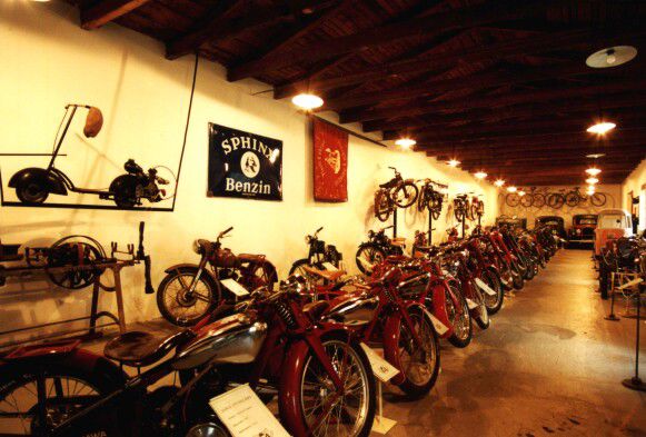 Auto moto veterán muzeum - Česká Ves
